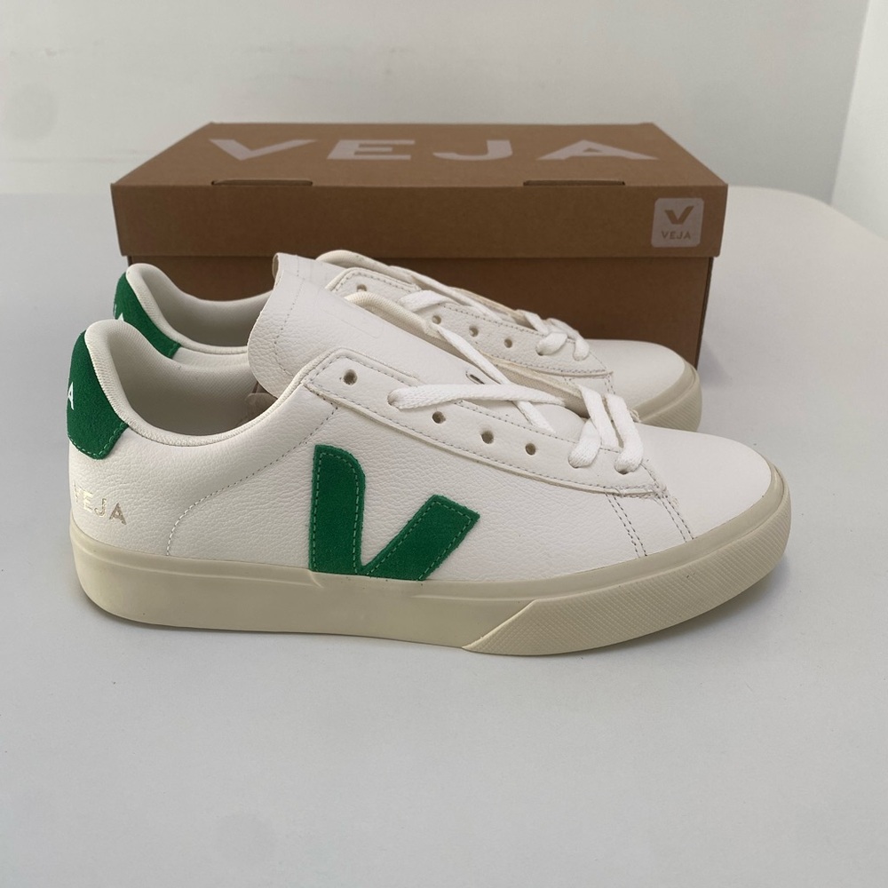 Veja Campo Leather Sneaker Extra White/Emeraude Green size 39EU/8US New in Box - Picture 2 of 7